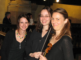 Claire Gratton, sa soeur Maude et St&eacute;phanie Paulet : un trio soud&eacute; par le talent et l'amiti&eacute;