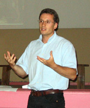 De la cuisine du dindon dans la Pologne baroque, aux banquets à la cour de France : Frédéric Duhart a passioné son auditoire!