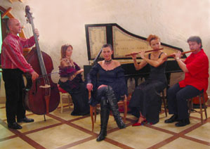 L'ensemble Notes d'Intemporelles se distingue par des spectacles qui m&ecirc;lent le th&eacute;&acirc;tre &agrave; la musique, d'une mani&egrave;re ludique et ... d&eacute;licieuse (avec Odile Castel, Pierrette Goueslain, Christophe D&eacute;nari&eacute;, Florence Monzani et Guiseppe Lo Sardo)