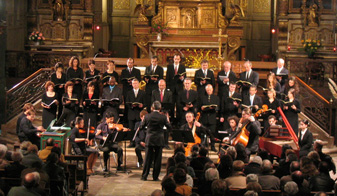 Le choeur, les solistes et les instrumentites ont fait vivre cette musique avec intensit&eacute;