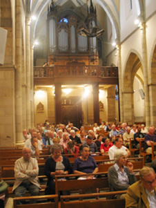 Le public , conquis par la complicit&eacute; exigeante de ce duo exp&eacute;riment&eacute; qui n'a rien perdu de sa fraicheur...